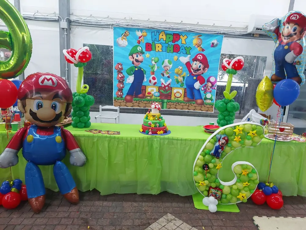 Area giochi e gonfiabili del Play Village a Frascati